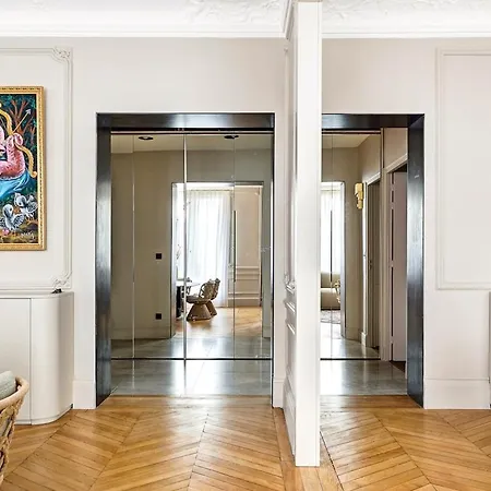 Unique Marais Parigi
